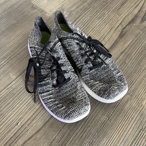 Womens 6.5 Nike Free Rn Flyknit 2017 Running Shoes Black Grey White